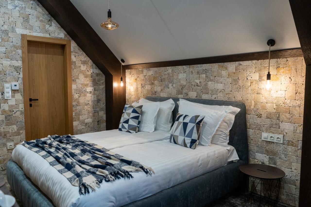103 Alpine Hotel Panitsjisjte Eksteriør bilde